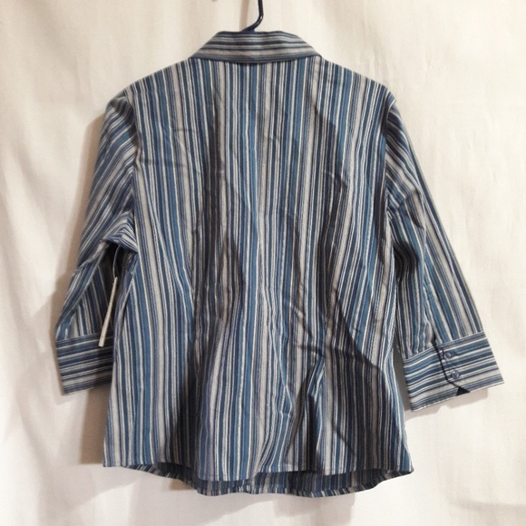 St.John's Bay Women's Striped Shirt Size:PL - Picture 2 of 4